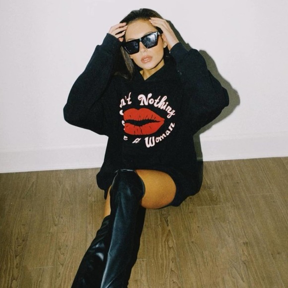 simple gospel aint nothing like a woman black red lips sweater size small - Picture 1 of 7